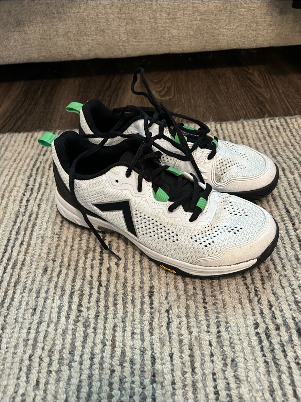 Tyrol Vibram Men’s White Velocity-V 5100 Pickleball Shoe Size 8 No Insoles